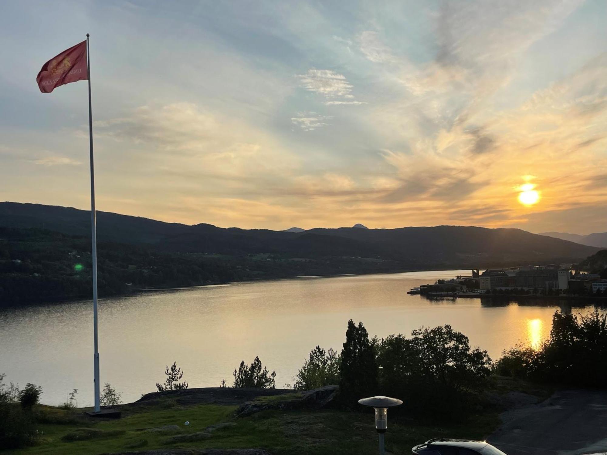 Brattrein Hotel Notodden Exterior foto